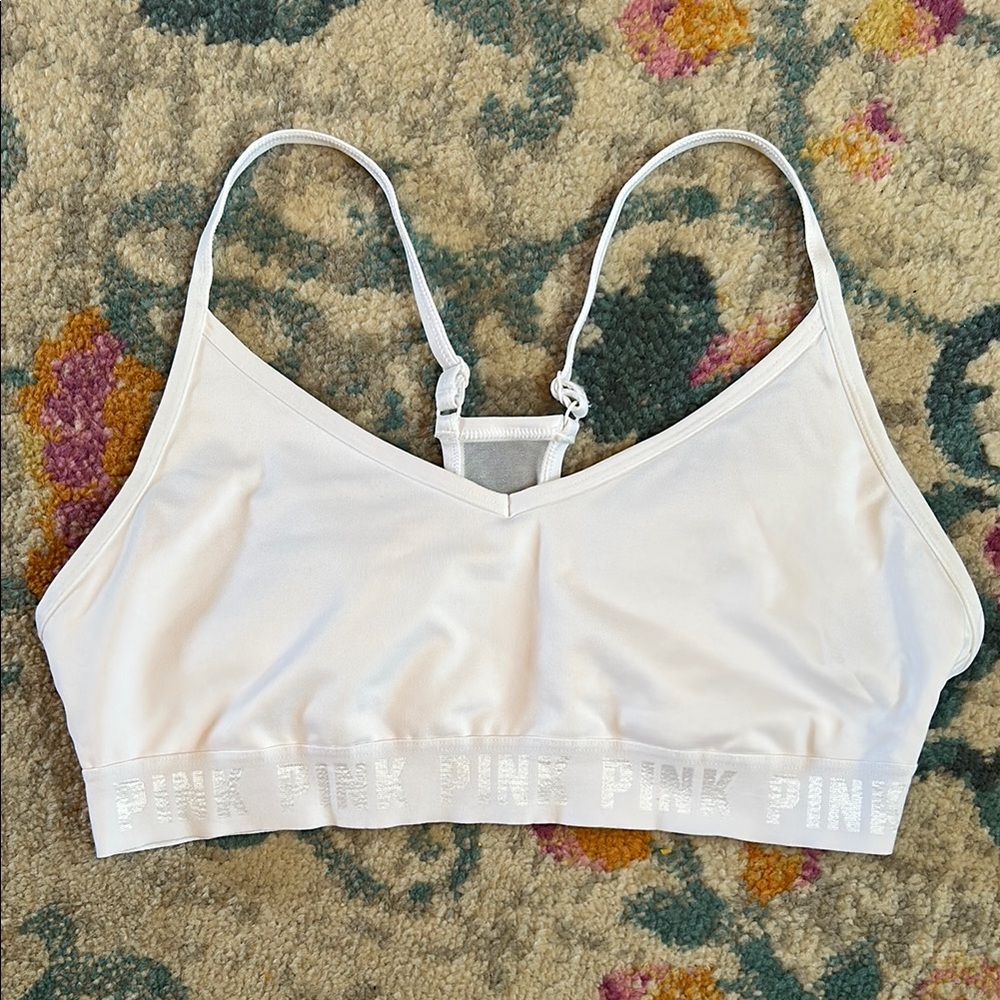 PINK Victoria's Secret White Ultimate Lightly Lined Active Bra